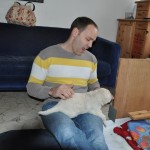 05 Tobi bekommt die spitzen Zähnchen zu spüren